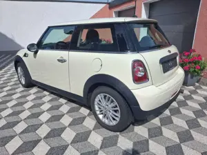 MINI One Bild 3