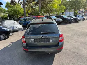 Skoda Octavia Combi Joy*AUTO*NAVI*LED*ACC* Bild 5