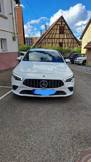 Mercedes-Benz CLA 200 d Shooting Brake 8G-DCT Edition 1