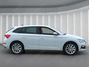 Skoda Scala Style 1.0TSI*DSG LED R-Kam Navi el.Heckkl Bild 3