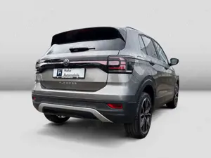 Volkswagen T-Cross 1.0TSI DSG Style ACC AHK Cam LED Navi Bild 4