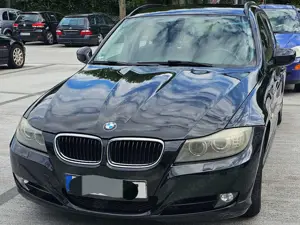 BMW 318 318d DPF Touring Bild 3