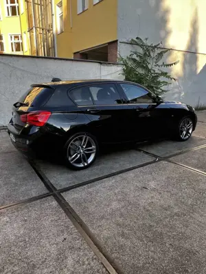 BMW 120 120 i M Sport Bild 5