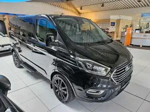 Ford Tourneo Custom TiTANIUM L1 NAVI LEDER XENON KAMERA PP AHK TEMPOMA Bild 2