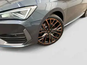 CUPRA Leon 1.4e-HYBRID DSG LED Navi ACC Sitzh APP DCC Bild 5