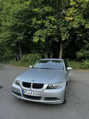 BMW 318 318i