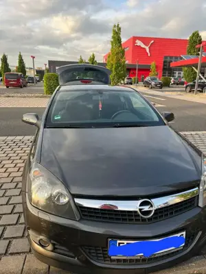 Opel Astra Selection "110 Jahre" Bild 3