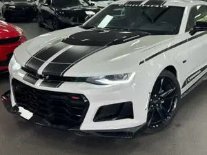 Chevrolet Camaro 2,0l Turbo *SCHALTER / SZH / VOLL* Bild 3