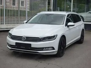 Volkswagen Passat Variant Highline 4Motion DSG Navi AHK 1.Hand