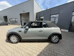 MINI One Cabrio Essential Trim Bild 3