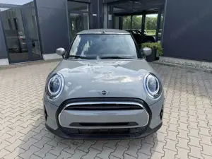 MINI One Cabrio Essential Trim Bild 2
