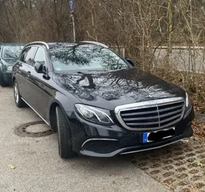 Mercedes-Benz E 220 d T 9G-TRONIC Exclusive WIDESCREEN