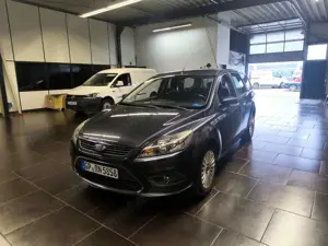 Ford Focus Turnier 1.8 Titanium