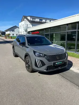 Peugeot 2008 Allure Virtual Cockpit LED ACC