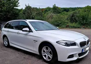 BMW 520 520d xDrive Touring Aut. Luxury Line