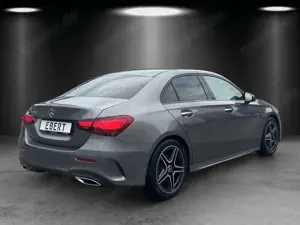 Mercedes-Benz A 220 d Limo AMG Prem+ DISTRO Pano AHK Memo MLED Bild 5