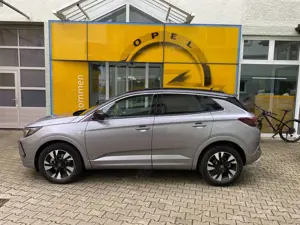 Opel Grandland Ultimate *AUTOMATIK*RFK*SHZ*LHZ*ACC*NAVI*... Bild 3