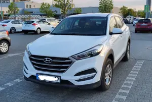 Hyundai TUCSON blue 1.7 CRDi 2WD Classic