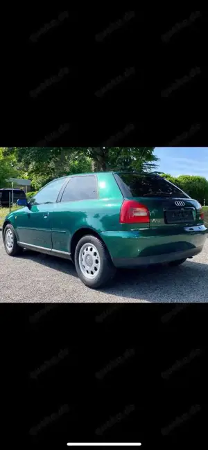 Audi A3 1.6 Ambiente Bild 2