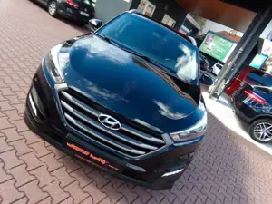 Hyundai TUCSON blue Classic 2WD, LED , Navi
