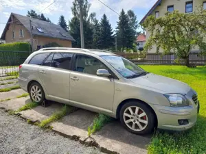 Toyota Avensis Bild 4