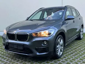 BMW X1 xDrive 25 d Sport Line | Pano | AHK |