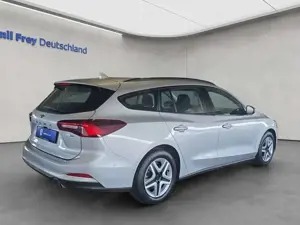 Ford Focus Turnier 1.0 EcoBoost Hybrid Aut. COOLCONNEC Bild 4