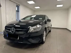 Mercedes-Benz A 180 A 180 BlueEfficiency (PDC, ISOFIX, Klima, etc.)