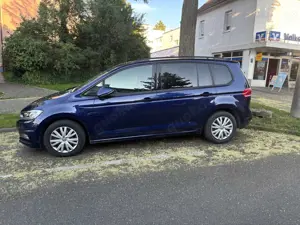 Volkswagen Touran 2.0 TDI SCR (BlueMotion Technology) Comfortline Bild 2