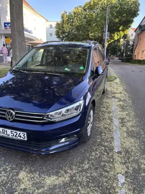 Volkswagen Touran 2.0 TDI SCR (BlueMotion Technology) Comfortline Bild 5