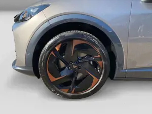 CUPRA Tavascan VZ Adrenaline AHK Standh Sitzh PDC Bild 5