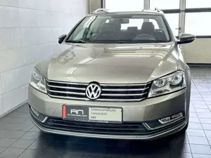 Volkswagen Passat Variant Passat Variant  2.Hand+Navi+Winter-Paket+Tempomat Bild 3