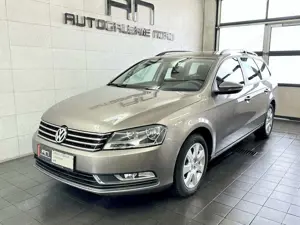 Volkswagen Passat Variant Passat Variant  2.Hand+Navi+Winter-Paket+Tempomat Bild 2
