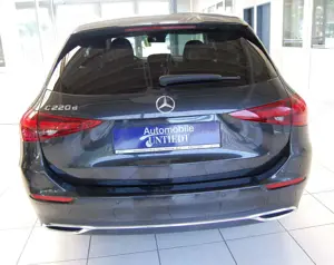 Mercedes-Benz C 220 T d Avantgarde LED. AHK. Kamera . Parktr. Sitzh Bild 5
