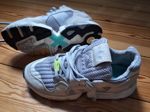 adidas Torsion Sneaker in Größe 42, gut erhalten und gereinigt