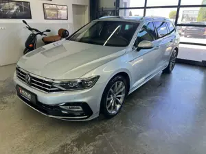 Volkswagen Passat Variant 2.0 TDI DSG R-Line 4M./STHZ/LEDER