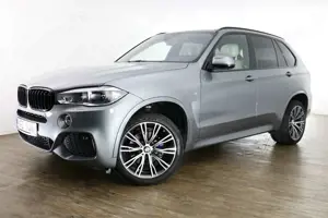 BMW X5 *Pano*M Sport*Leder*Kamera*LED* Bild 2