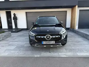 Mercedes-Benz GLA 200 7G-DCT
