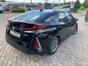 Toyota Prius Plug-in Hybrid Executive Bild 2