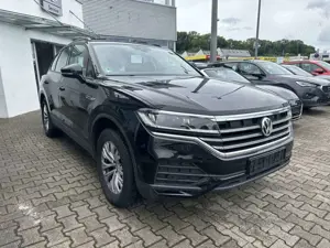 Volkswagen Touareg 3.0TDI 4-MOTION*LED*PANORAMA*STANDH.*18-ZOLL Bild 4