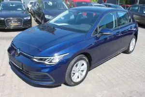 Volkswagen Golf VIII Lim. Life eTSI