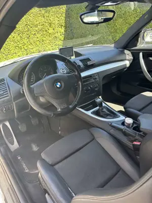BMW 118 118d DPF Bild 2