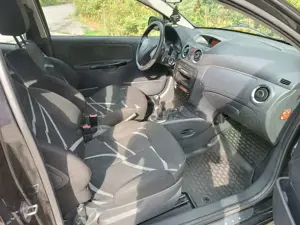 Citroen C2 1.4  tüv 1 jahre Bild 5