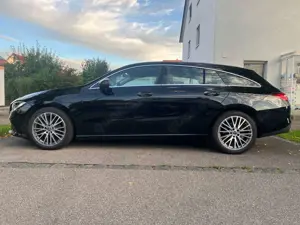 Mercedes-Benz CLA 180 Shooting Brake Progressive