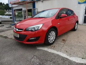 Opel Astra J Lim. 5-trg. Selection