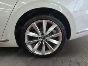 Volkswagen Arteon Shooting Brake R-Line eHybrid DSG Pano Bild 3