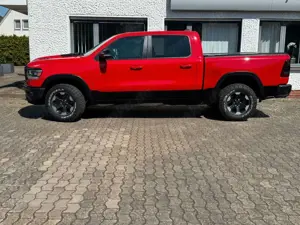 Dodge RAM 5,7 4x4  REBEL LED NAVI Bild 3