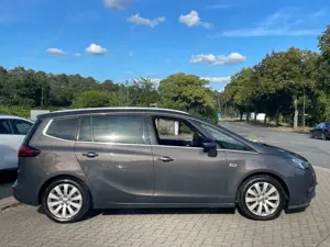 Opel Zafira Tourer 2.0 CDTI 7.SITZE-AUTOMATIK-KAMERA Bild 4