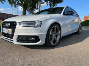 Audi A4 A4 Avant 2.0 TFSI quattro S tronic S line Sportpak