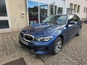 BMW 330 e xDrive Sport Line LED NAVI